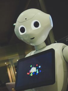 Intuition Robotics EllieQ – רובוט ישראלי למען הגיל השלישי